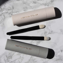 Load image into Gallery viewer, Westman Atelier Eye Shadow I Brush