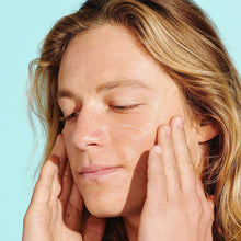 Load image into Gallery viewer, Supermello Hydrating Gel Cream Moisturizer
